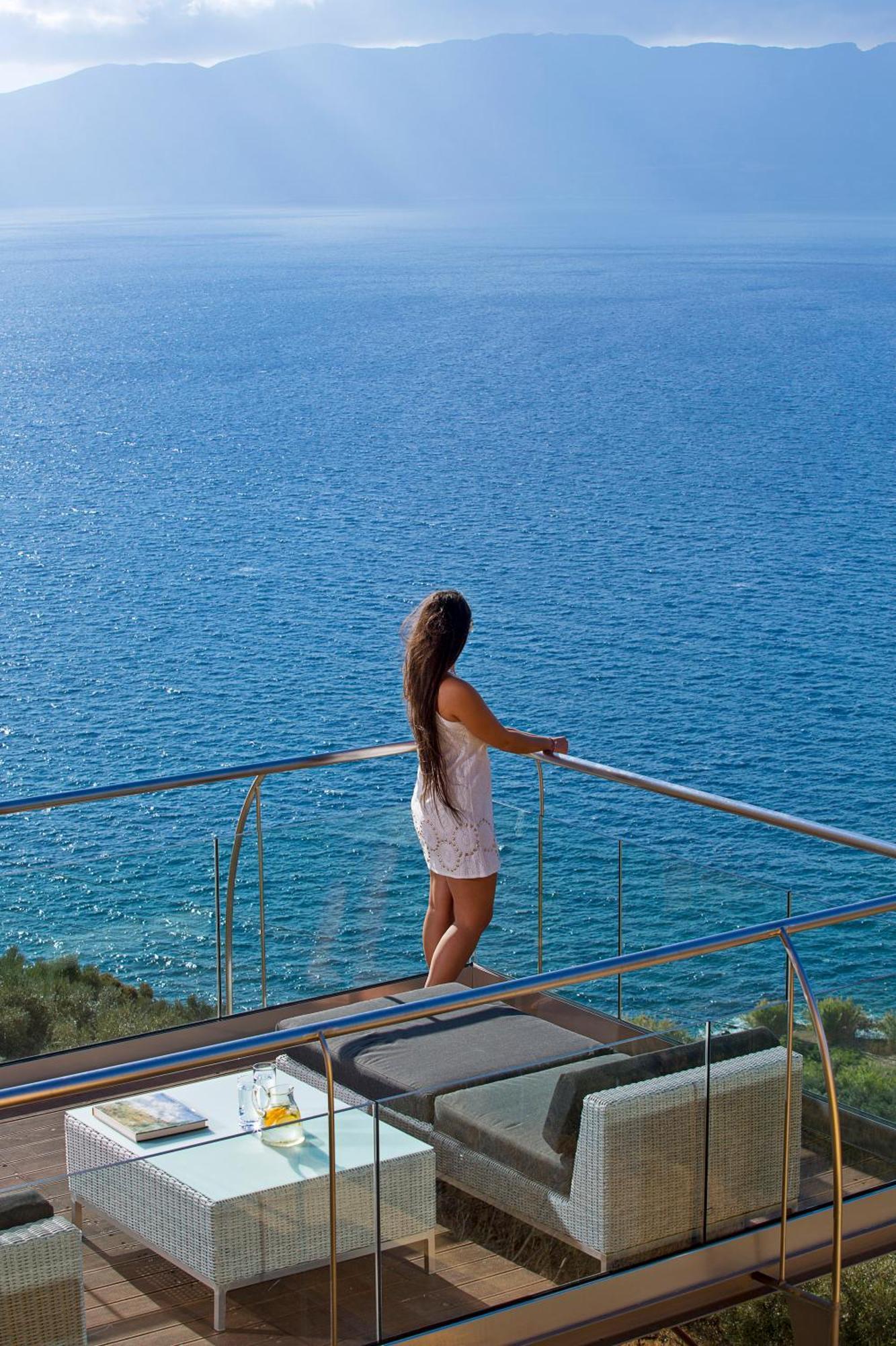 Beachfront Ravdoucha Epavlis Eleni Villa - Pool, Hot Tub, Gym, Sauna, Private Parking, Wifi Chania  Exterior photo