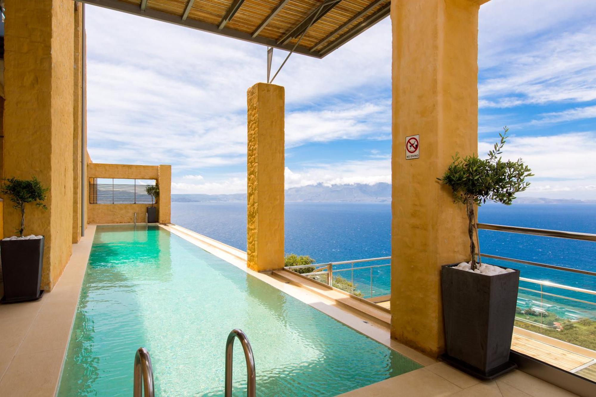 Beachfront Ravdoucha Epavlis Eleni Villa - Pool, Hot Tub, Gym, Sauna, Private Parking, Wifi Chania  Exterior photo