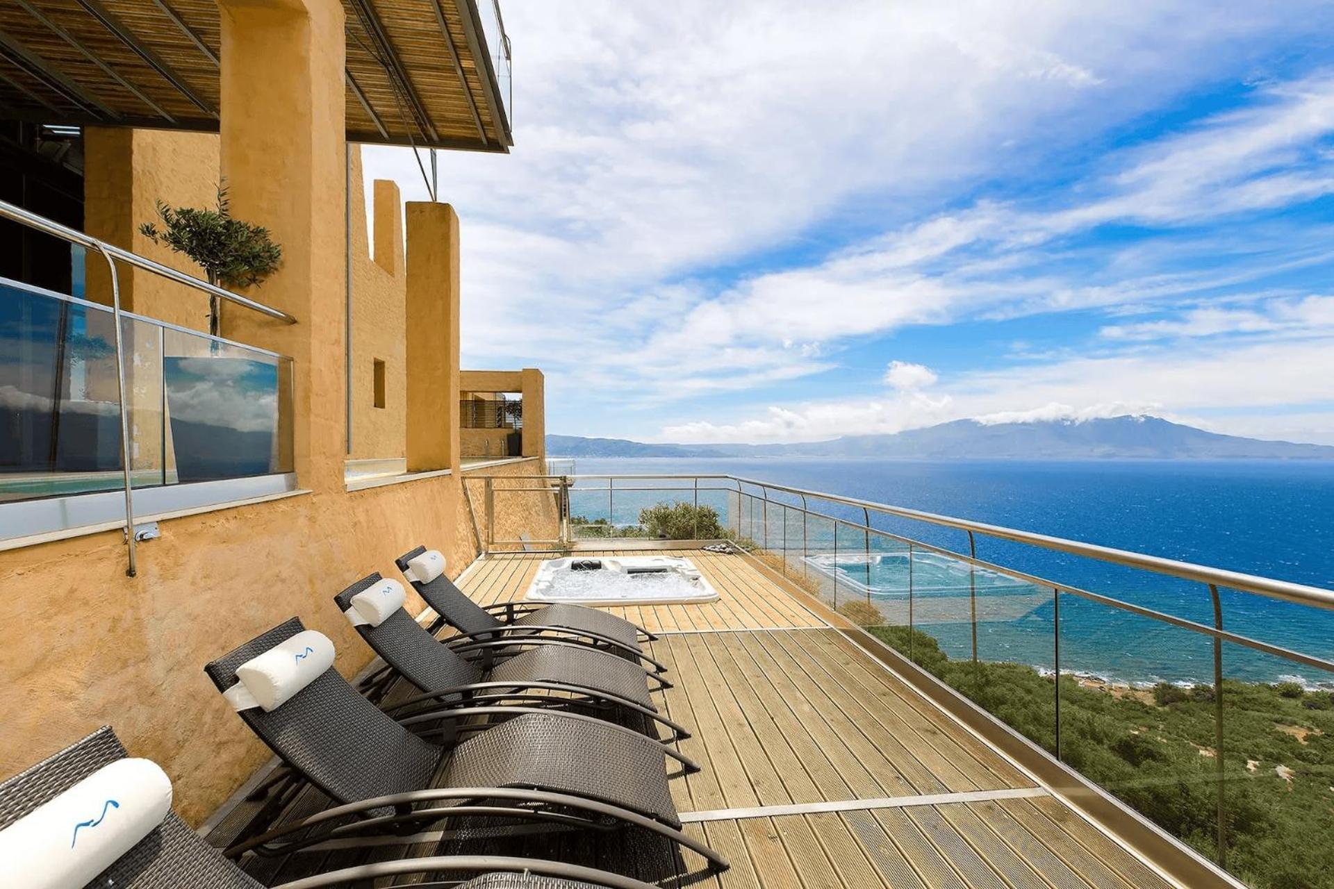 Beachfront Ravdoucha Epavlis Eleni Villa - Pool, Hot Tub, Gym, Sauna, Private Parking, Wifi Chania  Exterior photo
